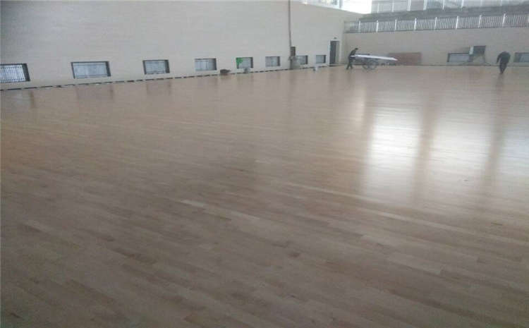 22厚籃球場地木地板廠**哪**好？